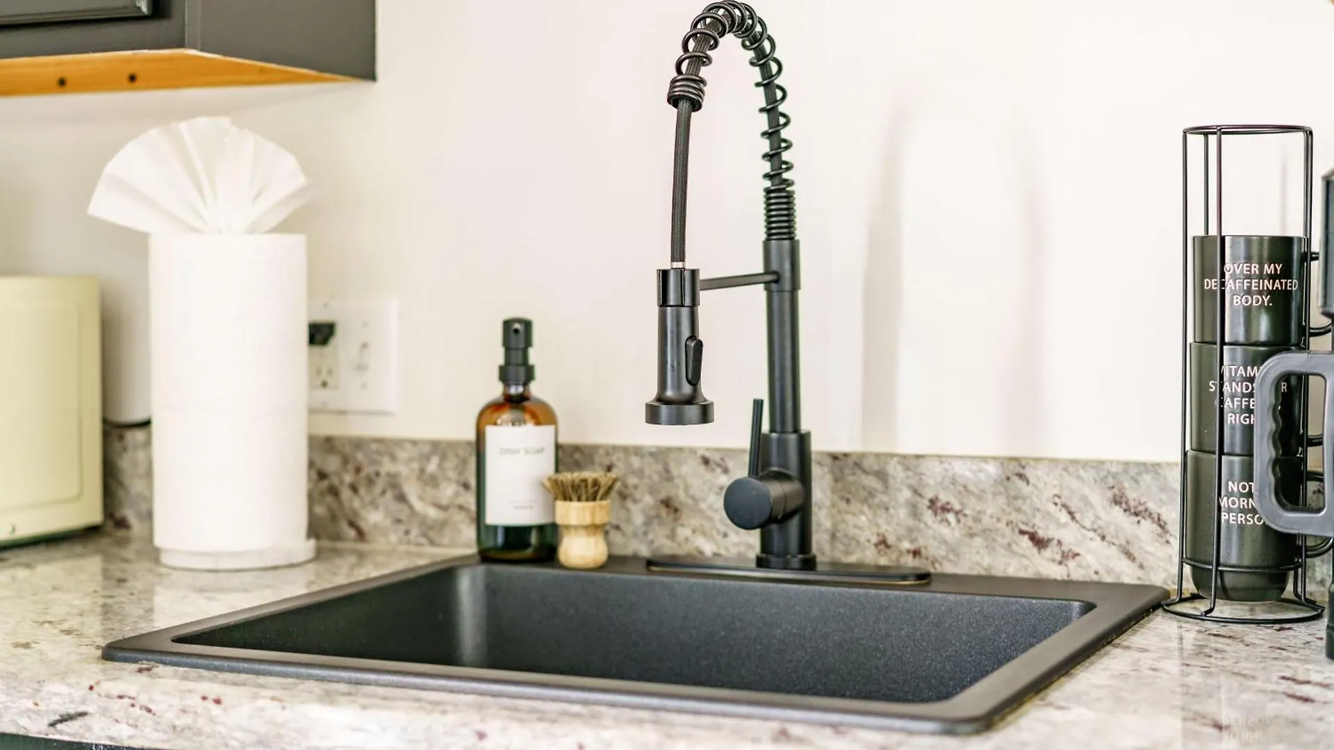 Prime Location Top Rated Clean Parking Free Columbus Hébergement de vacances